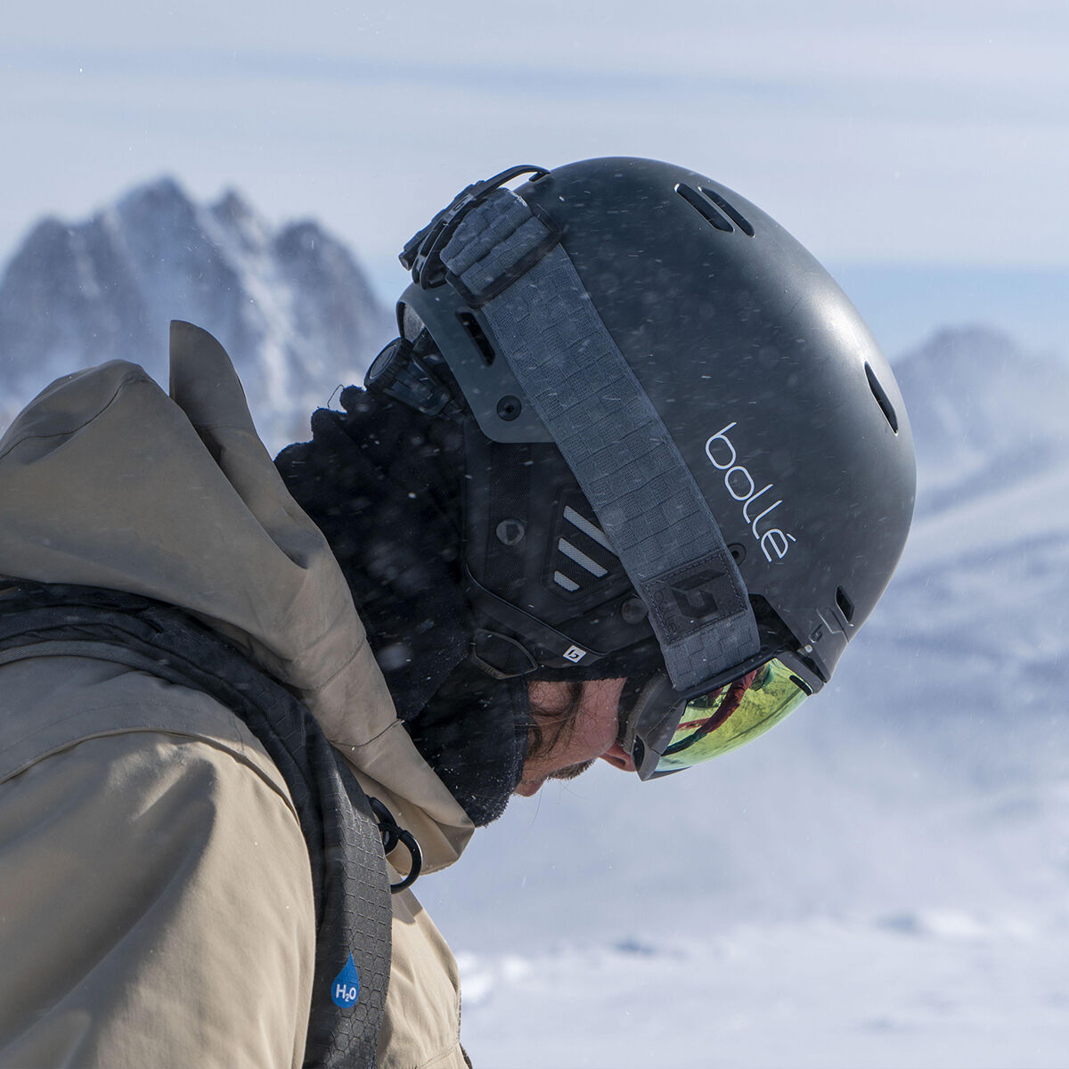 bolle snowboard ski helmet with click to fit MUTE