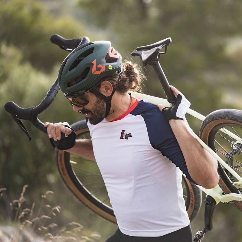 ECO AVIO MIPS Bike Helmets Bollé