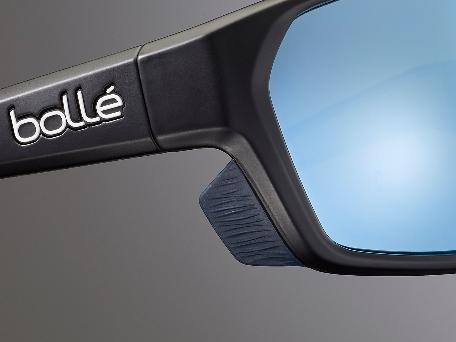 Tecnología
        Fin Shield (Escudo de Aletas)