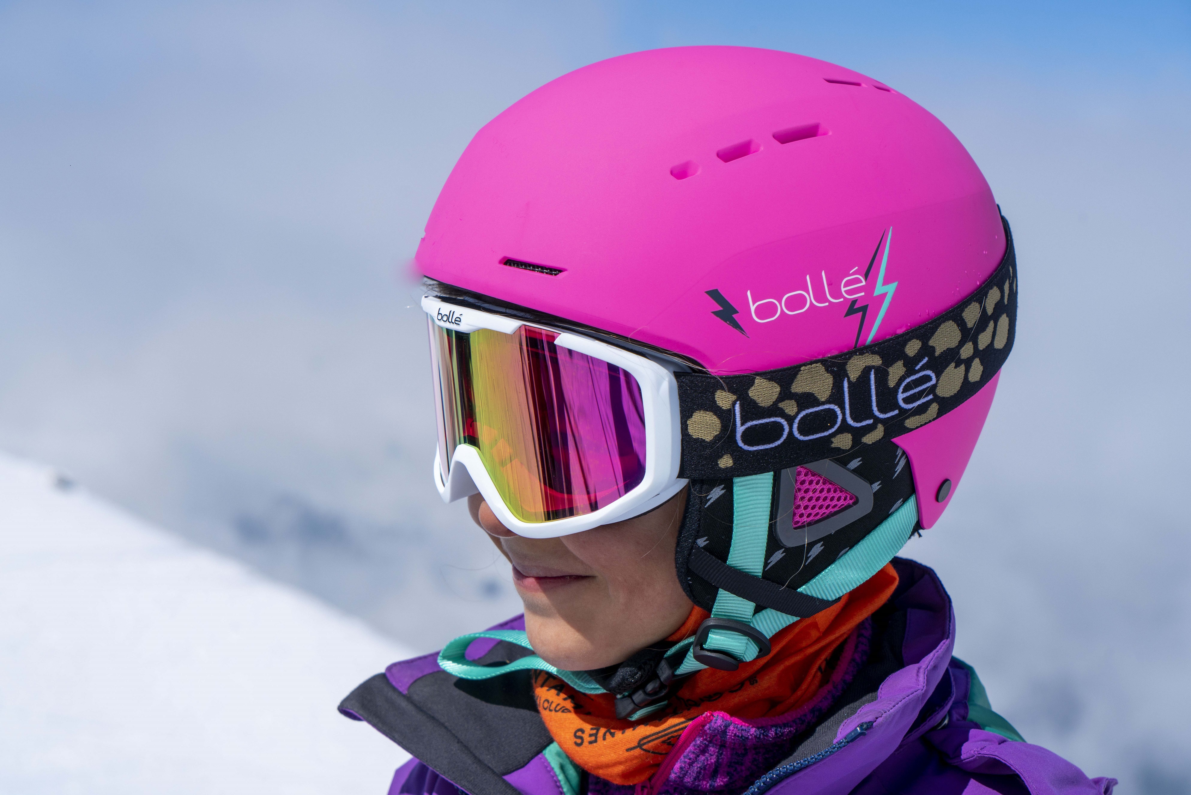 NEW BOLLE Jr Kids Snowboarding Skiing Sledding Helmet  49-54 cm 19.3-21.3" 